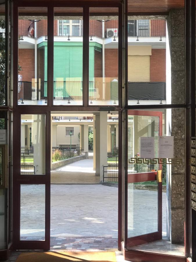 Smart Apartment Prada Foundation Milan Exterior photo